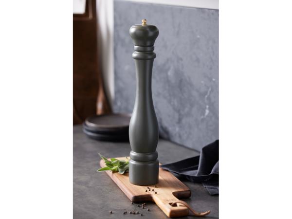 Tareq Taylor Peberkværn 40 cm forest green i FSC c